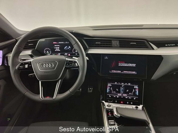 Audi Q8 50 quattro e-tron S-line Sportback 250 kW image number 8