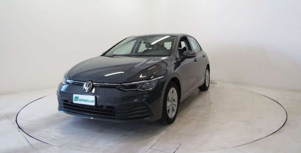 Volkswagen Golf 1.0 eTSI Life DSG 81 kW image number 1