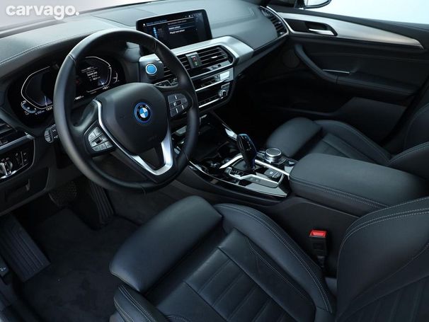 BMW iX3 210 kW image number 3