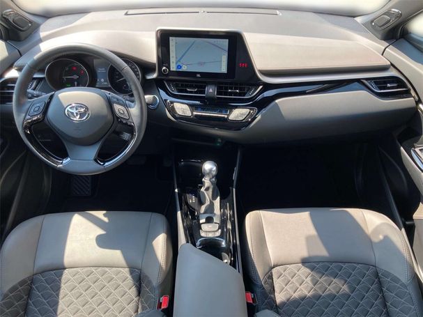 Toyota C-HR 2.0 Hybrid 135 kW image number 9