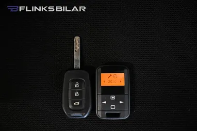 Car image 26