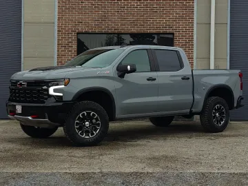 Car image 2