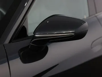 Car image 33