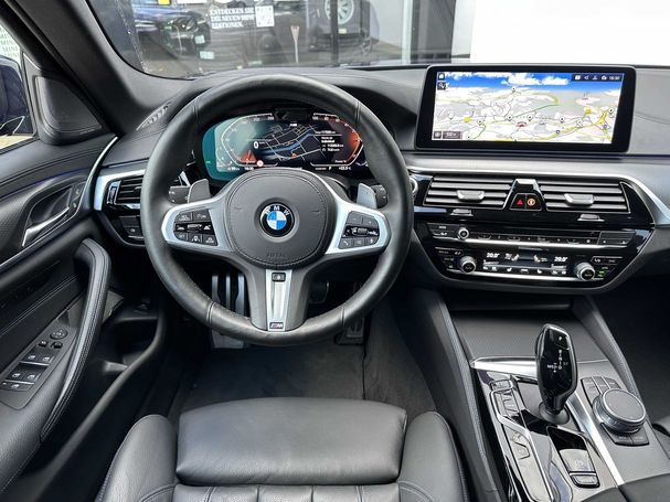 BMW 540d Touring xDrive 250 kW image number 3