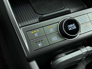 Car image 30