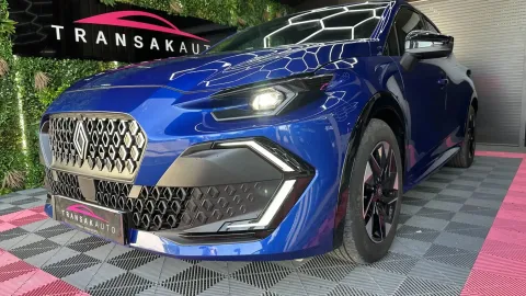 Car image 30