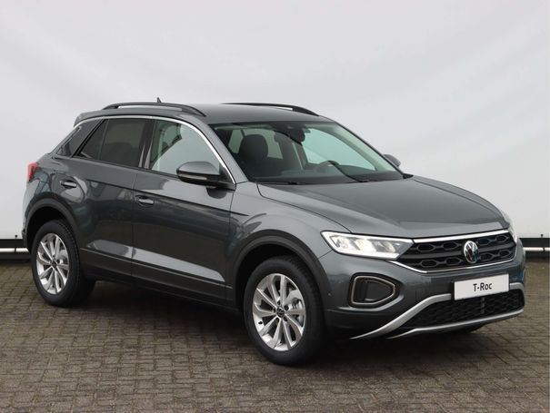 Volkswagen T-Roc 1.0 TSI T-Roc 81 kW image number 2