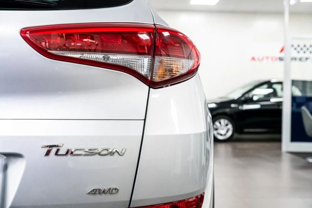 Hyundai Tucson 2.0 CRDi 4WD 100 kW image number 9