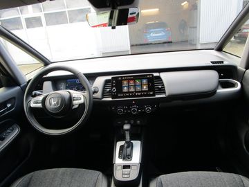 Car image 14