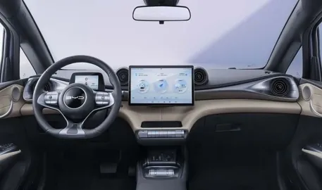 Car image 15