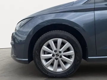 Car image 21