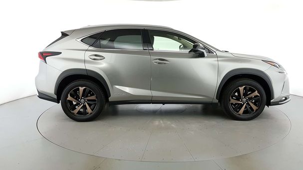 Lexus NX 300 h 145 kW image number 3