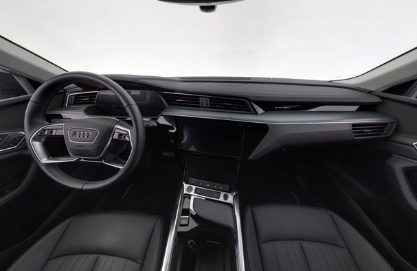 Audi Q8 50 quattro 250 kW image number 4