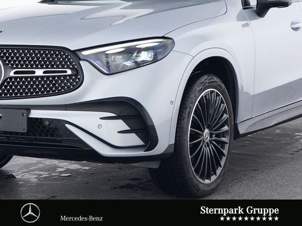 Mercedes-Benz GLC 300 e AMG 230 kW image number 4