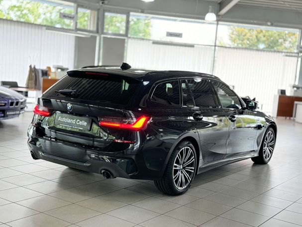 BMW 320d Touring M Sport 140 kW image number 7