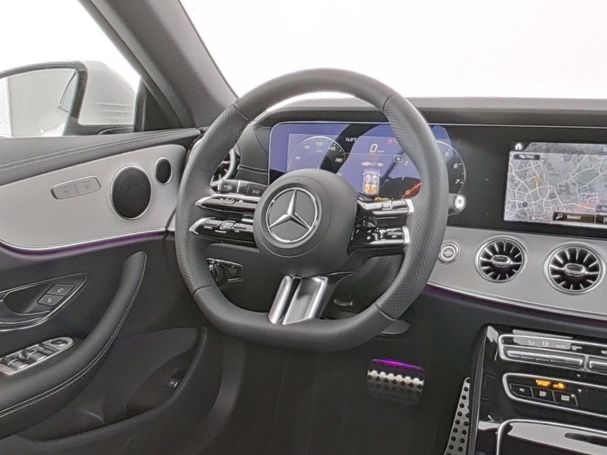 Mercedes-Benz E 200 Cabrio 145 kW image number 4