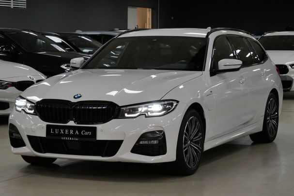 BMW 330e Touring xDrive M Sport 185 kW image number 1