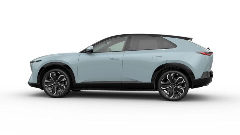 Car image 9