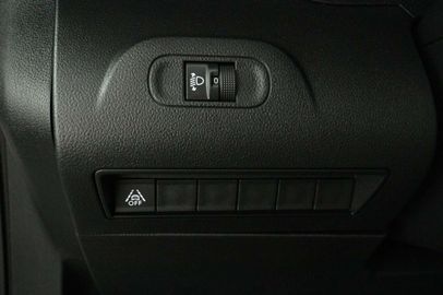 Car image 38