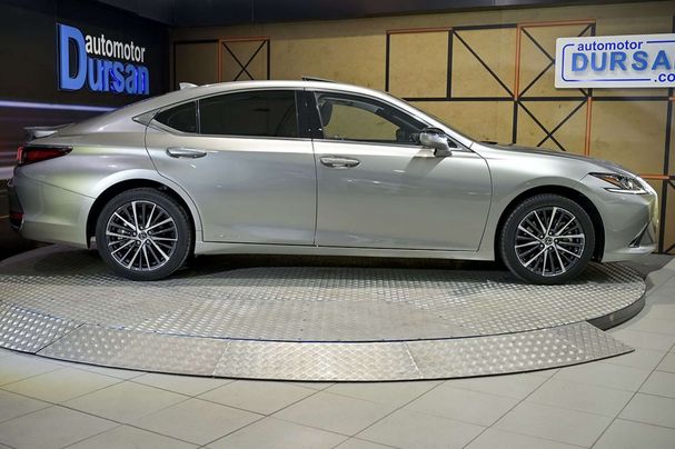 Lexus ES 300 h 160 kW image number 19