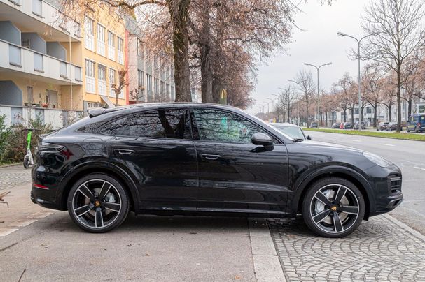 Porsche Cayenne Turbo 404 kW image number 4