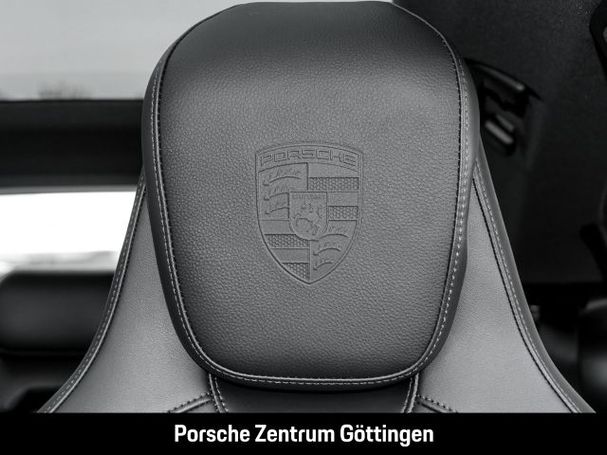 Porsche Taycan 320 kW image number 36