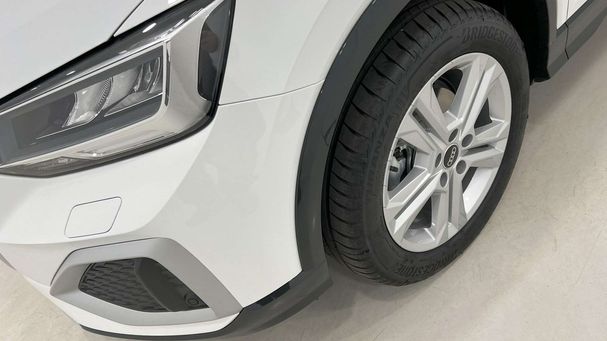 Audi Q2 30 TFSI Advanced 81 kW image number 7