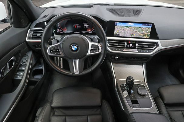 BMW 320d M Sport xDrive 140 kW image number 12