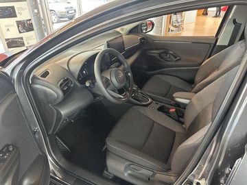 Car image 11