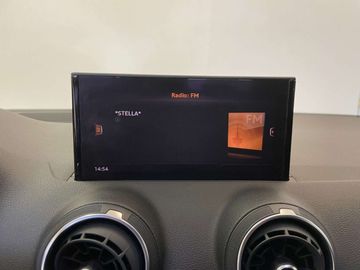 Car image 41