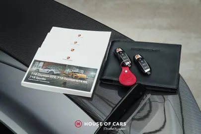 Car image 25