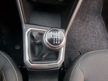 Car image 31