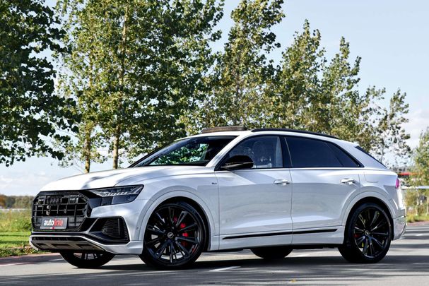 Audi Q8 55 TFSIe quattro S-line 280 kW image number 1