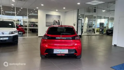 Car image 5