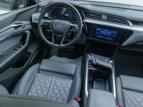 Audi e-tron S-line 300 kW image number 14