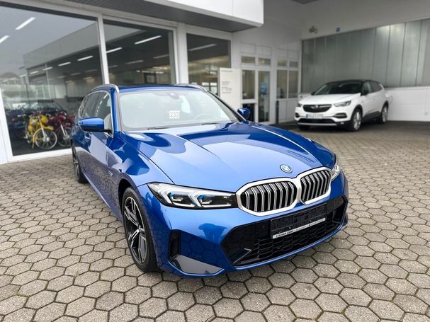 BMW 330 e Touring 218 kW image number 10