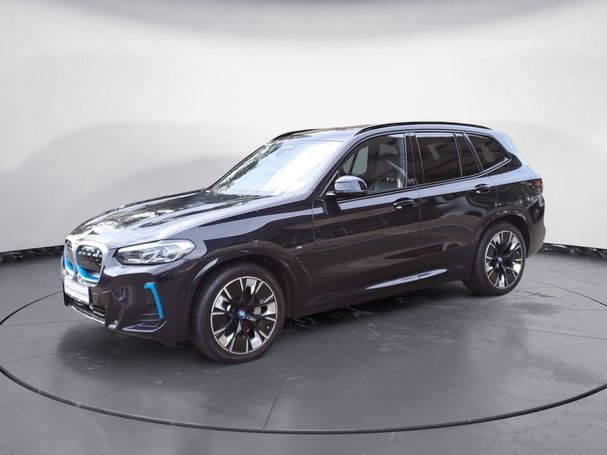 BMW iX3 M Sport 210 kW image number 1