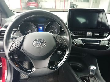 Car image 9