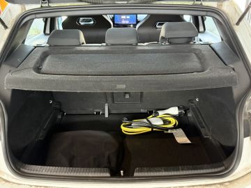 Car image 39