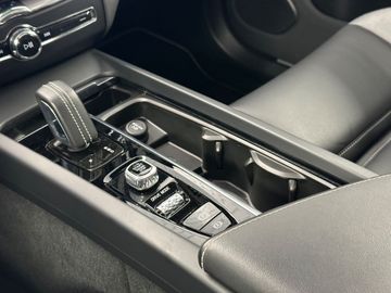 Car image 36