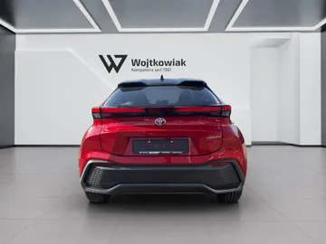 Car image 5