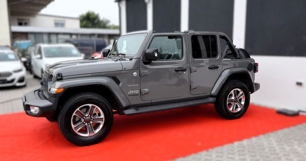 Jeep Wrangler Unlimited Sahara 200 kW image number 3