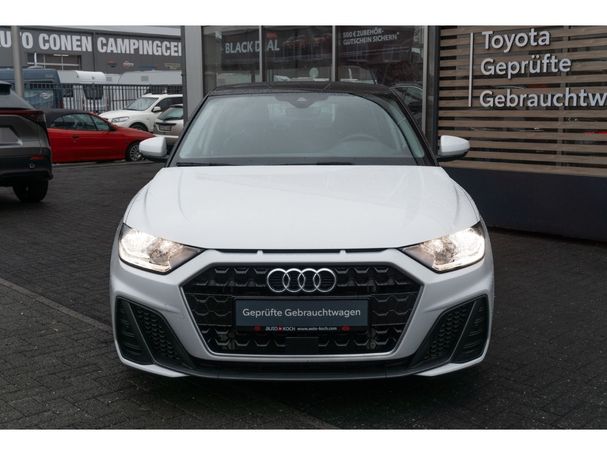 Audi A1 30 TFSI S-line Sportback 81 kW image number 2