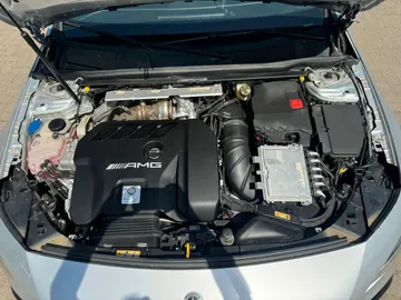Car image 28