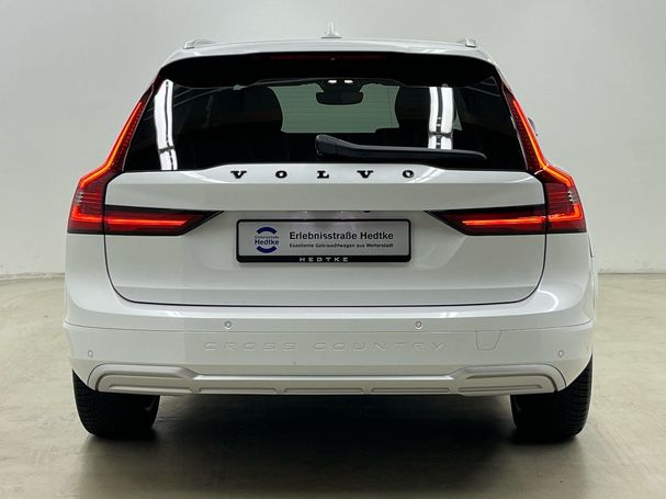 Volvo V90 Cross Country AWD B5 173 kW image number 5