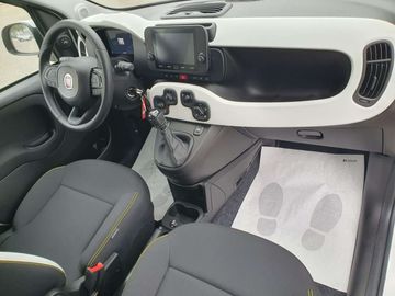 Car image 12