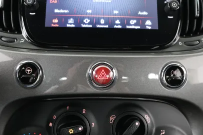 Car image 32