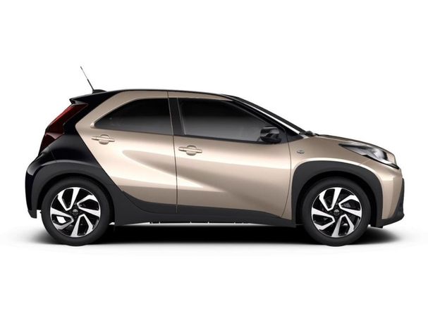 Toyota Aygo X 53 kW image number 2