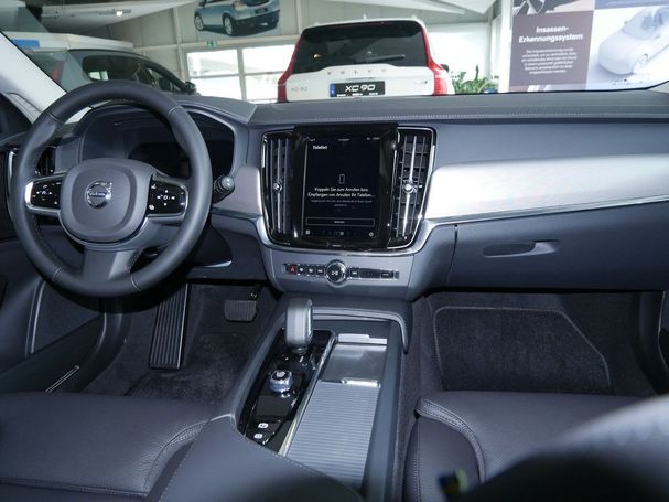 Volvo V90 B4 145 kW image number 17