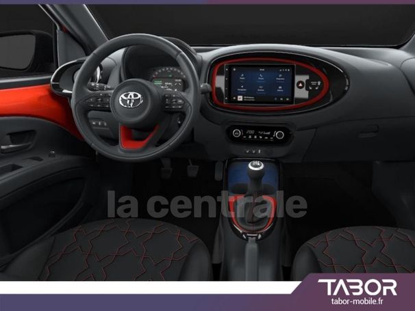 Toyota Aygo X 1.0 53 kW image number 4